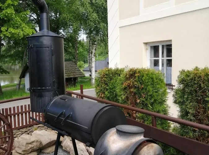 U Slechticen Milovy