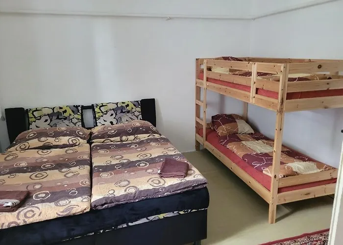U Slechticen بيت ضيافة Milovy